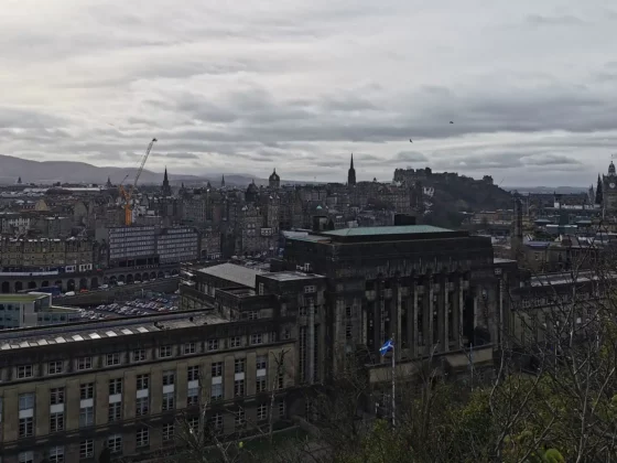 Panorama Edynburga z Calton Hill