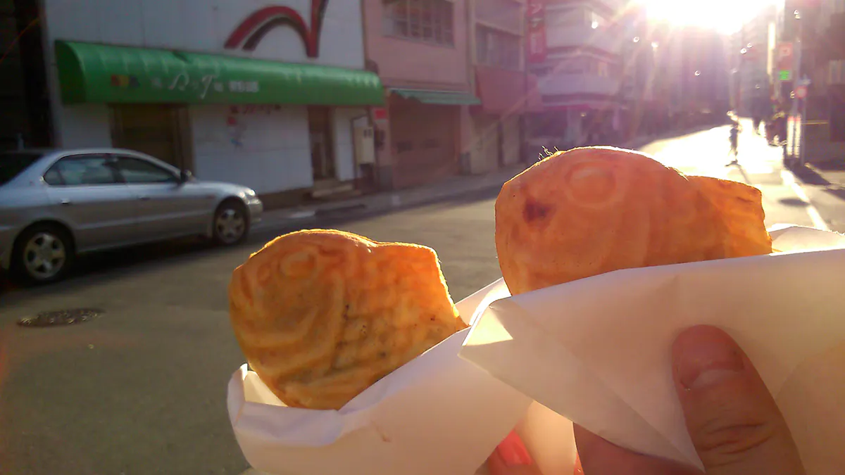 Ciastka o smaku zielonej herbaty kupione w Tokio